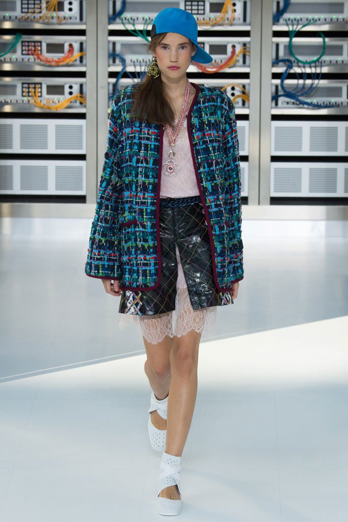 Chanel（香奈儿）2025春夏巴黎时装周时装秀