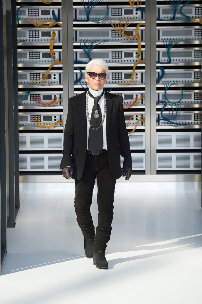 Chanel（香奈儿）2025春夏巴黎时装周时装秀