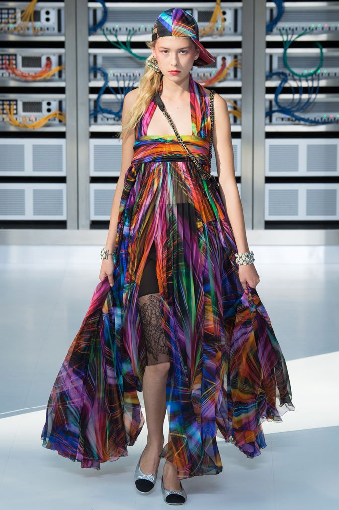 Chanel（香奈儿）2025春夏巴黎时装周时装秀