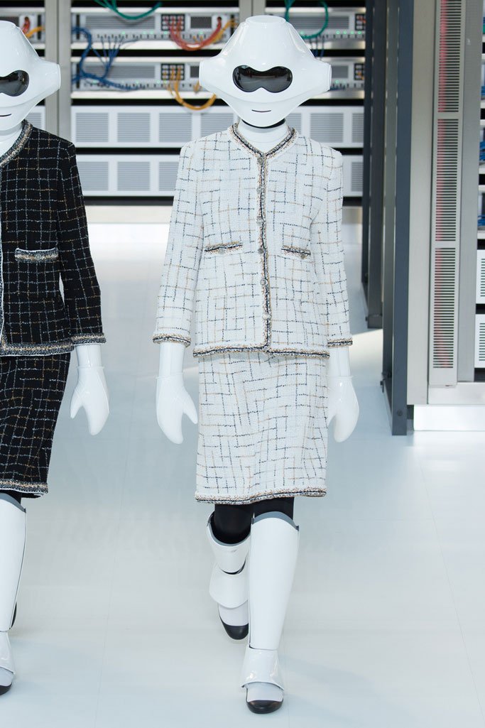 Chanel（香奈儿）2025春夏巴黎时装周时装秀