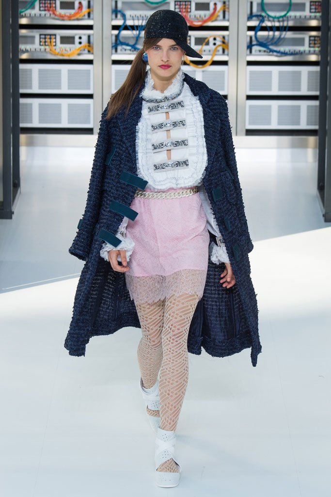 Chanel（香奈儿）2025春夏巴黎时装周时装秀