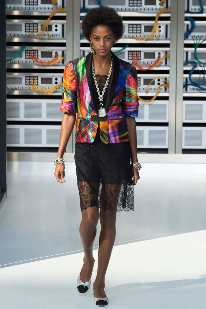 Chanel（香奈儿）2025春夏巴黎时装周时装秀