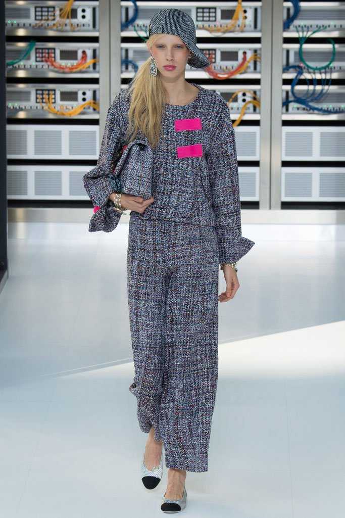 Chanel（香奈儿）2025春夏巴黎时装周时装秀