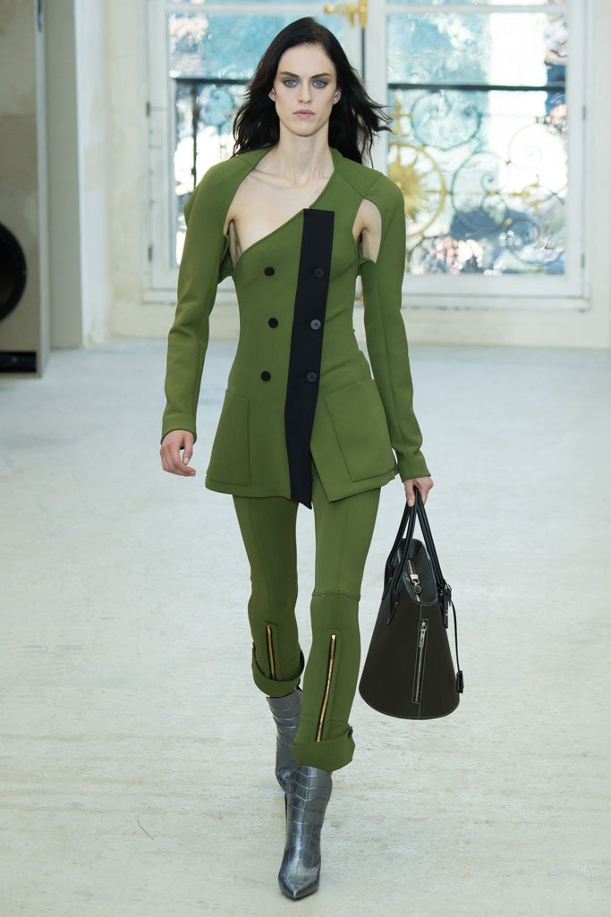 Louis Vuitton（路易威登）2025巴黎时装周时装秀