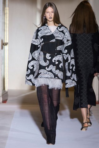 Acne Studios（艾克妮）2025巴黎时装周时装秀