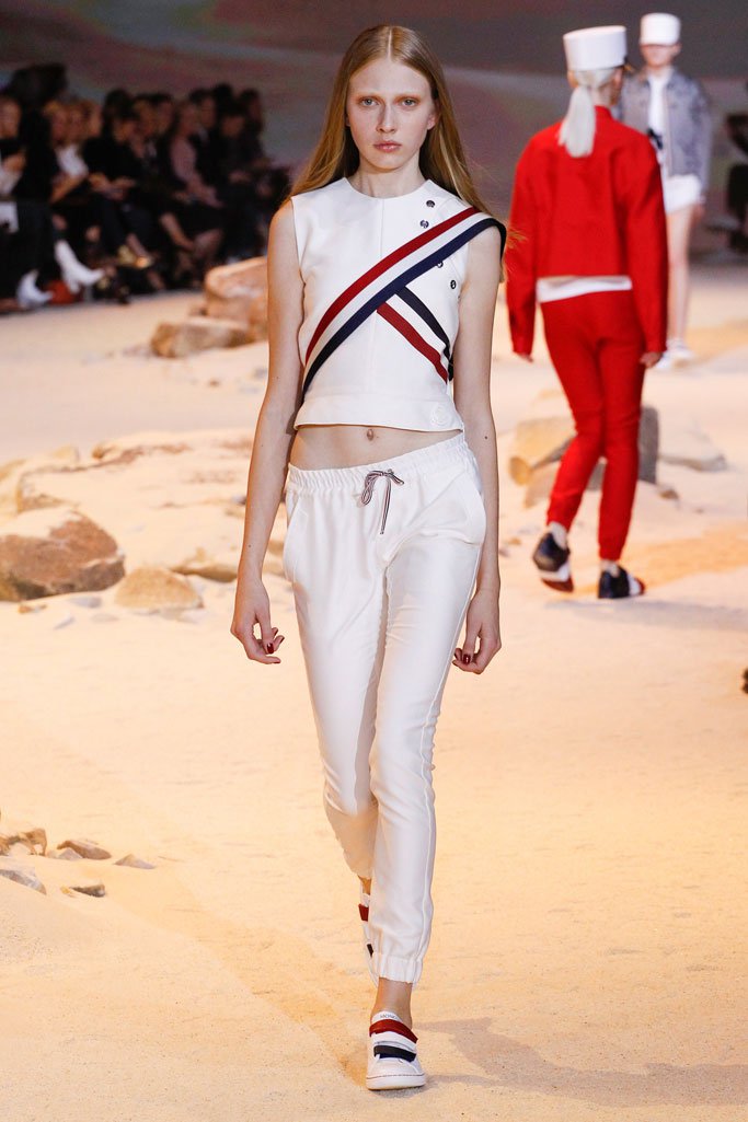 Moncler Gamme Rouge（盟可睐）2025巴黎时装周时装秀