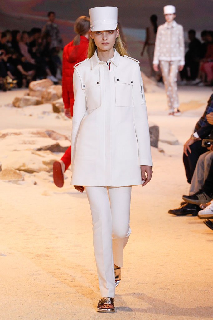 Moncler Gamme Rouge（盟可睐）2025巴黎时装周时装秀