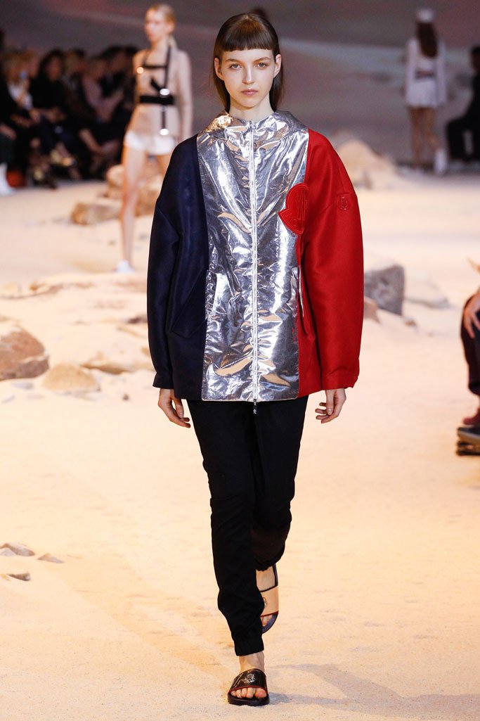 Moncler Gamme Rouge（盟可睐）2025巴黎时装周时装秀