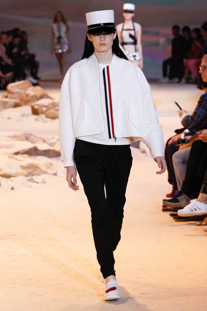 Moncler Gamme Rouge（盟可睐）2025巴黎时装周时装秀