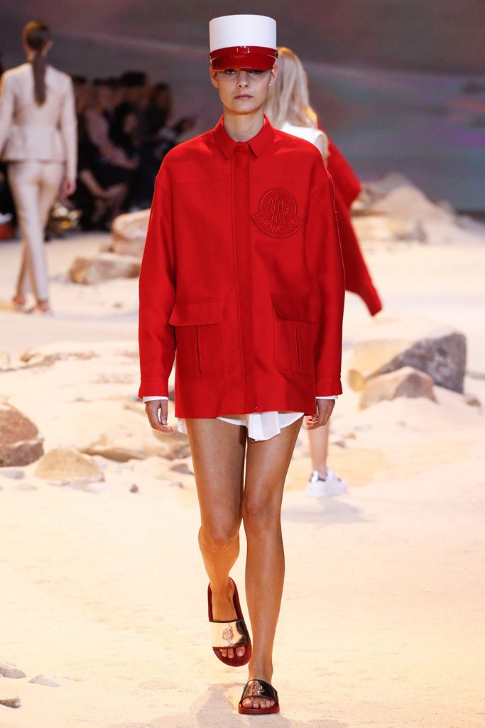 Moncler Gamme Rouge（盟可睐）2025巴黎时装周时装秀