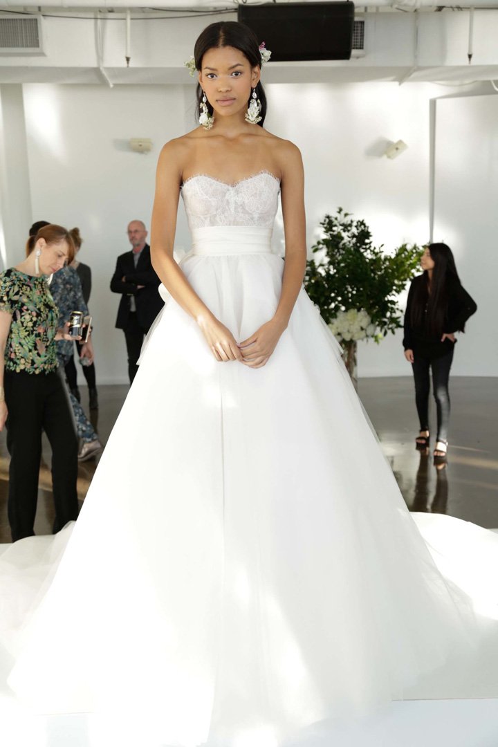 Marchesa（玛切萨）2025秋冬婚纱礼服系列