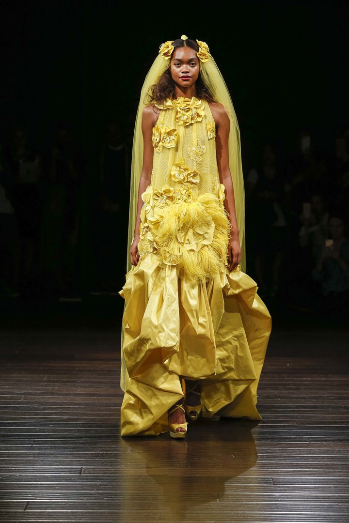 Naeem Khan（纳伊·姆汗）2025秋冬婚纱礼服系列