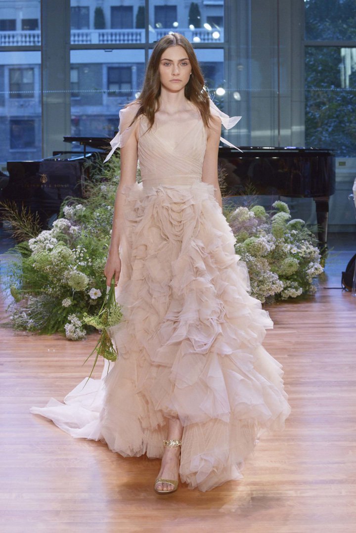 Monique Lhuillier 2025秋冬婚纱礼服系列