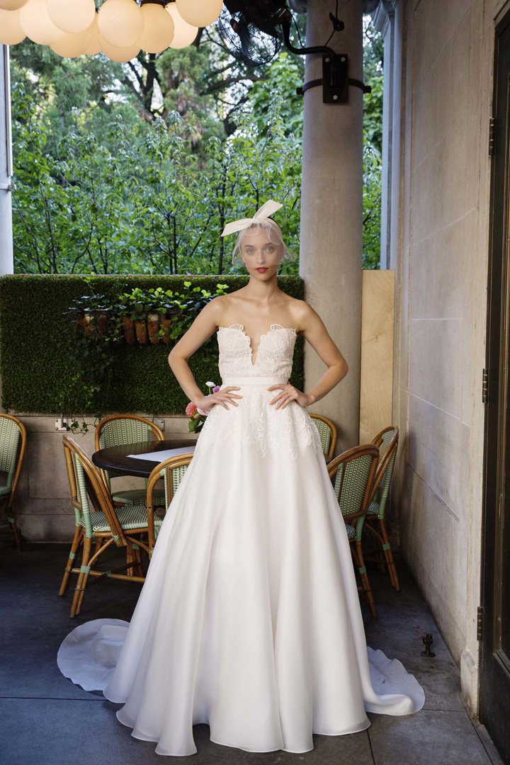Lela Rose（莱拉·罗斯）2025婚纱礼服系列