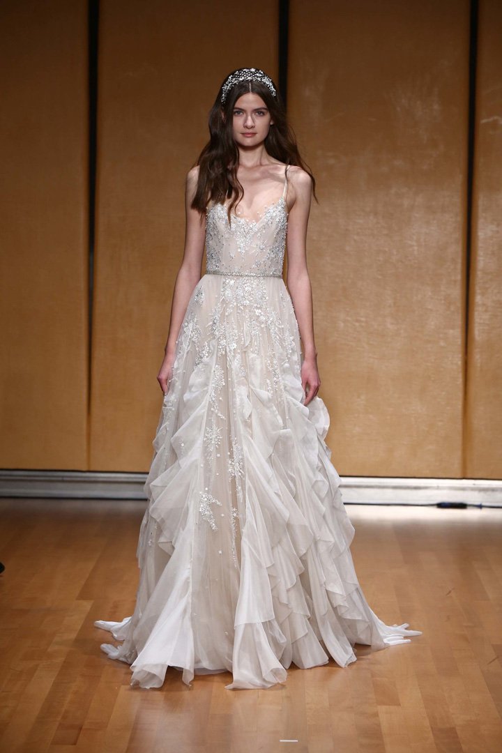 Inbal Dror 2025纽约婚纱周婚纱秀