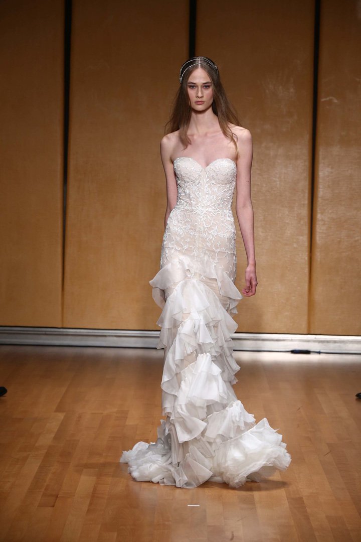 Inbal Dror 2025纽约婚纱周婚纱秀