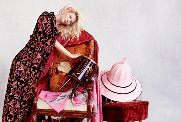 超模Aline Weber演绎《Harper’s Bazaar》时尚杂志大片