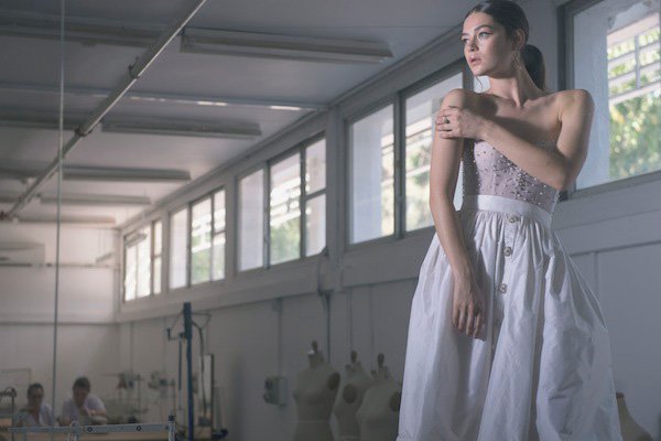 Lihi Hod 2025秋冬婚纱系列