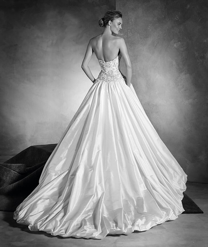 Atelier Pronovias 2025高定婚纱礼服系列