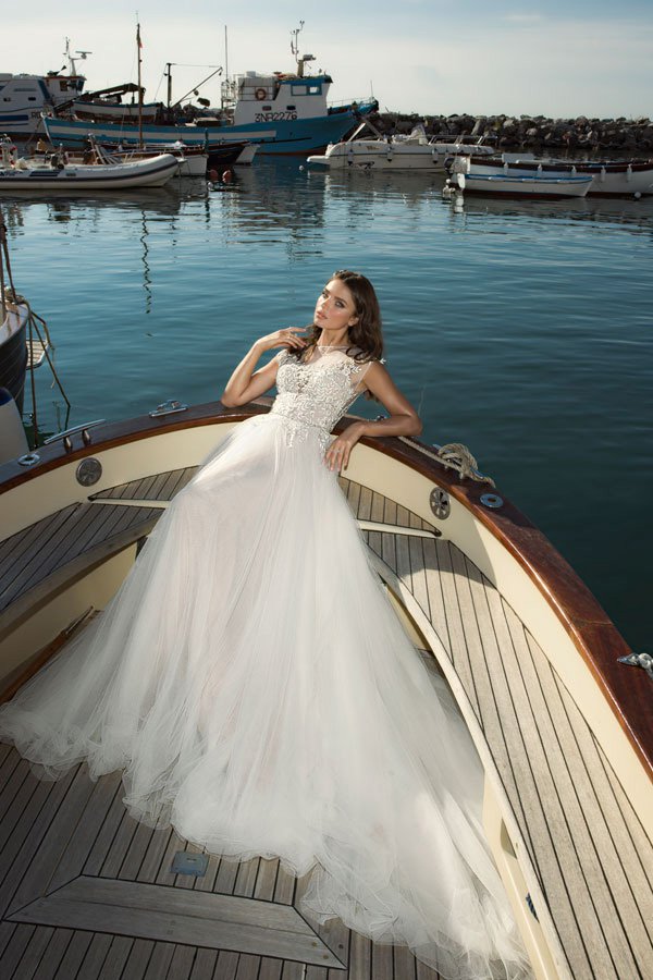 Julie Vino 2025婚纱系列