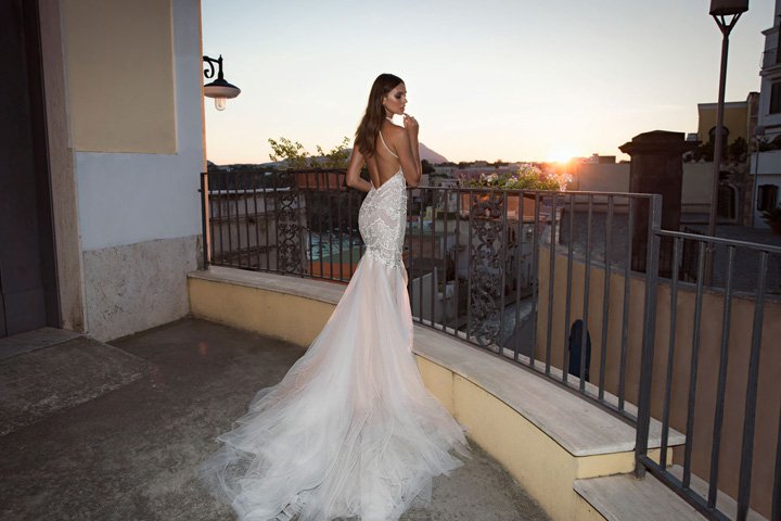 Julie Vino 2025婚纱系列