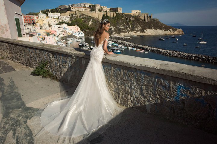 Julie Vino 2025婚纱系列