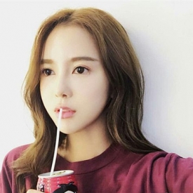 女生发型图片中长发 甜美养眼又时髦