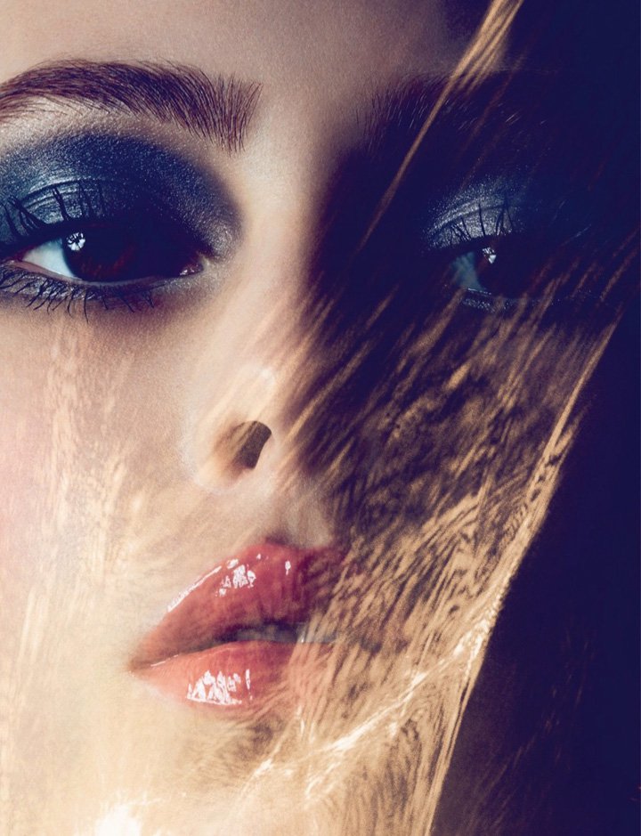 Lorena Maraschi 演绎迪奥美妆《Dior》杂志时尚大片