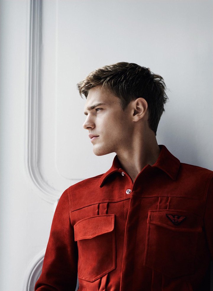 Emporio Armani（安普里奥·阿玛尼）2025早春男装广告