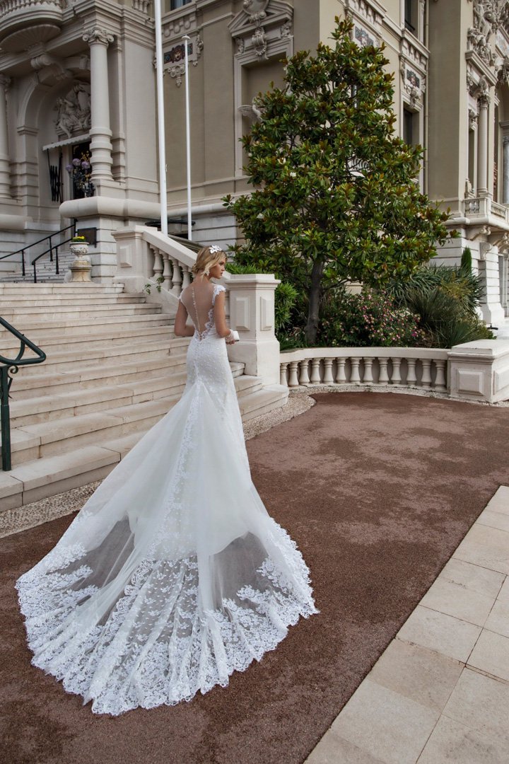 Alessandra Rinaudo 2025婚纱礼服系列一