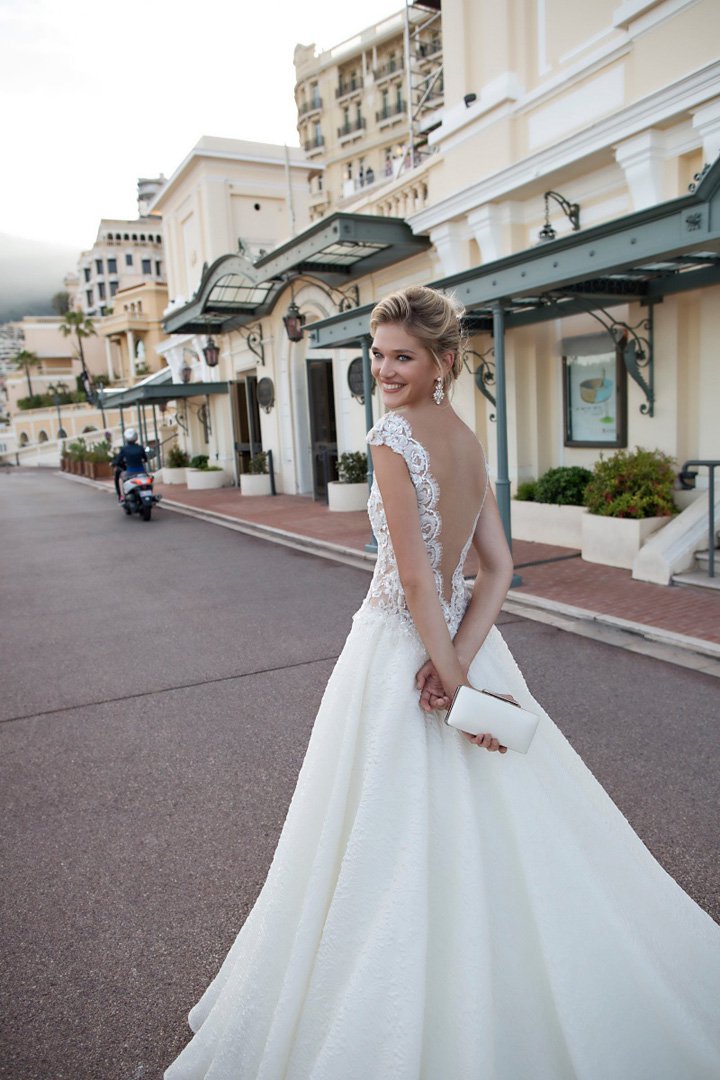 Alessandra Rinaudo 2025婚纱礼服系列一