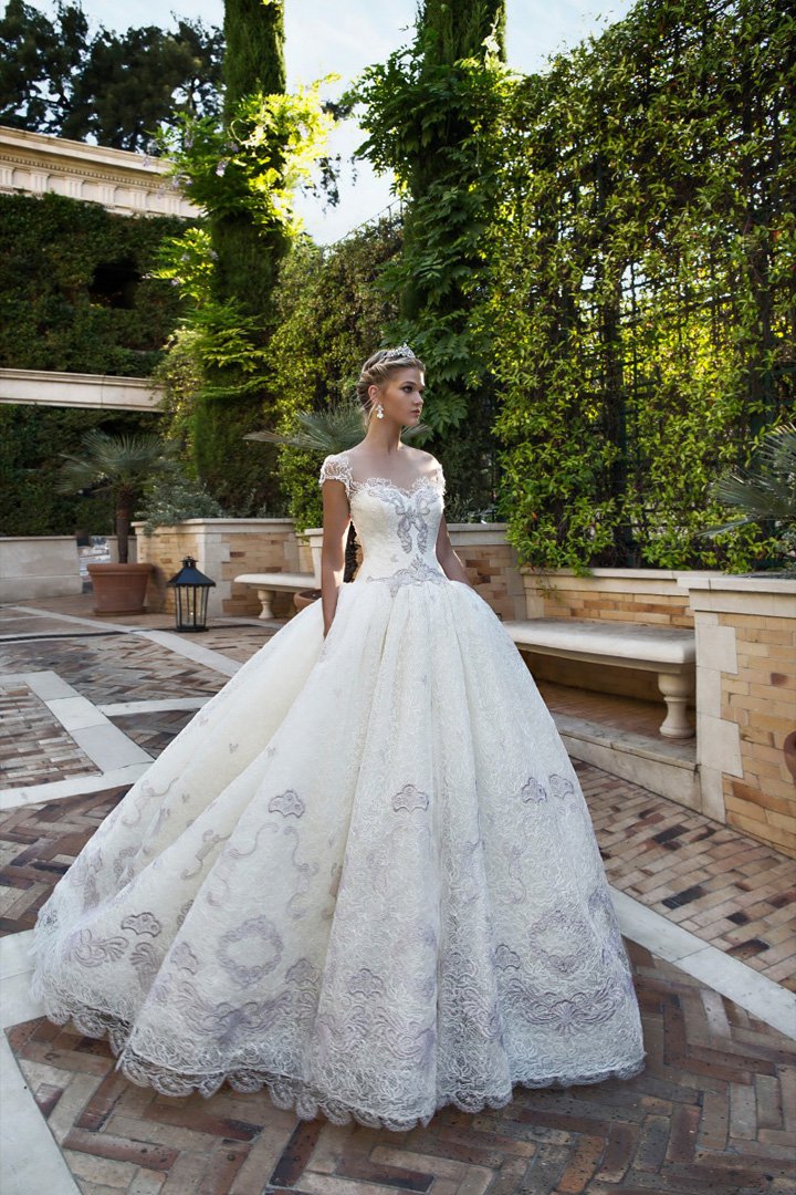 Alessandra Rinaudo 2025婚纱礼服系列一