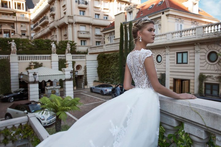 Alessandra Rinaudo 2025婚纱礼服系列一