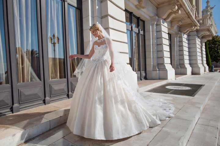 Alessandra Rinaudo 2025婚纱礼服系列一