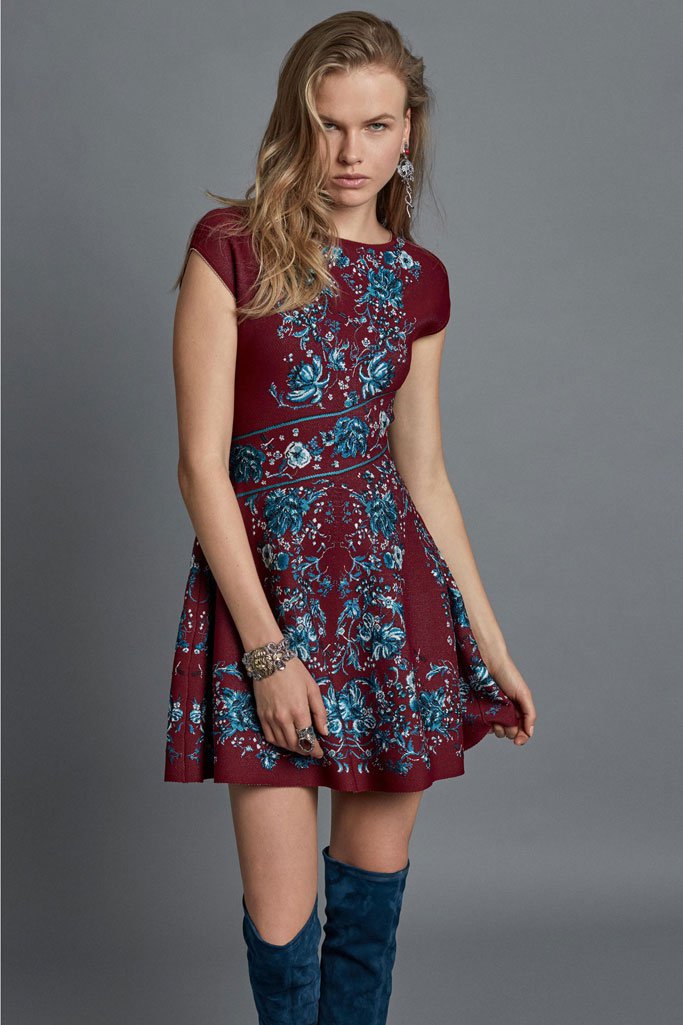 Roberto Cavalli（罗伯特·卡沃利）2025 Lookbook