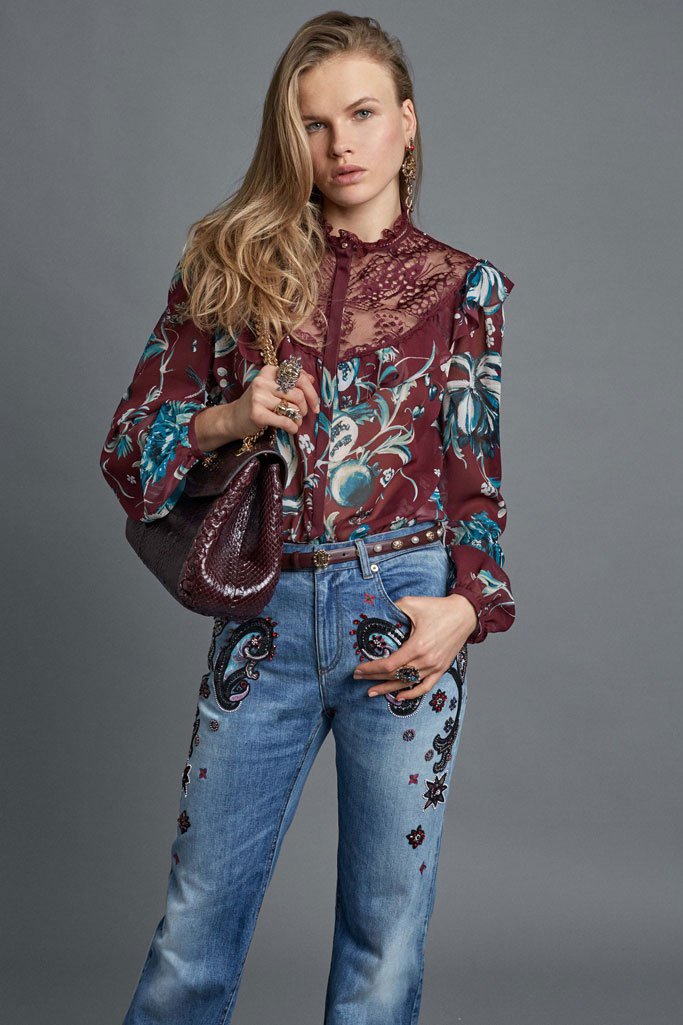 Roberto Cavalli（罗伯特·卡沃利）2025 Lookbook