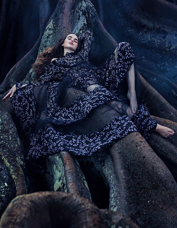 超模Ali Michael 演绎《How to Spend It》时尚杂志大片