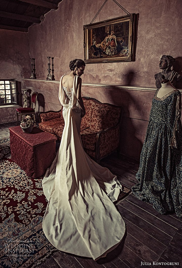 Julia Kontogruni（茱莉亚·库鲁妮）2025婚纱礼服系列