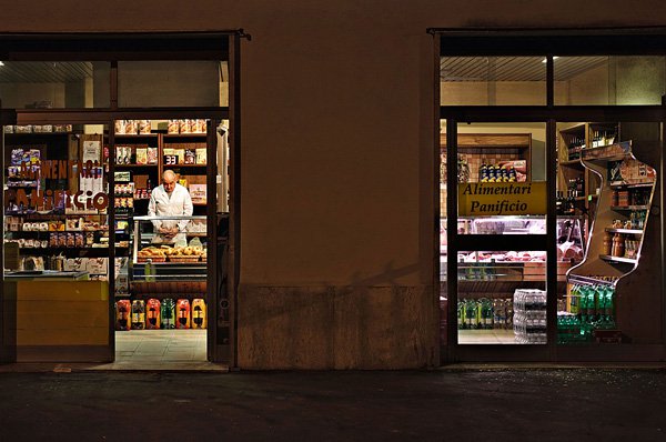 Francesco Pergolesi摄影作品：小铺