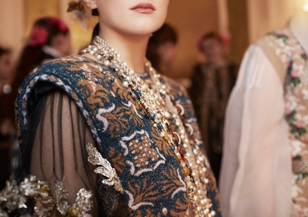 香奈儿Chanel巴黎时装秀场资讯 Chanel2025早秋系列秀场时尚配饰大赏