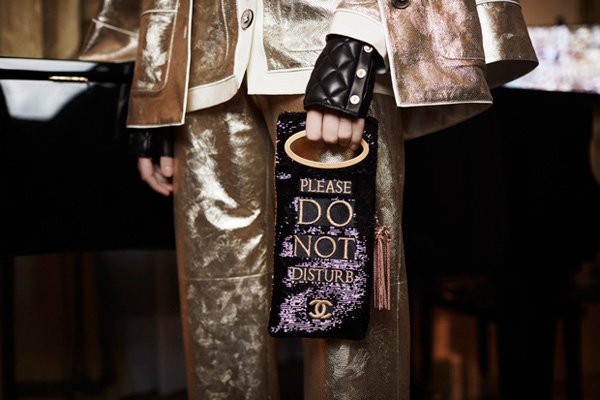 香奈儿Chanel巴黎时装秀场资讯 Chanel2025早秋系列秀场时尚配饰大赏