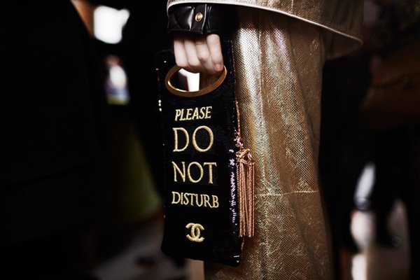 香奈儿Chanel巴黎时装秀场资讯 Chanel2025早秋系列秀场时尚配饰大赏