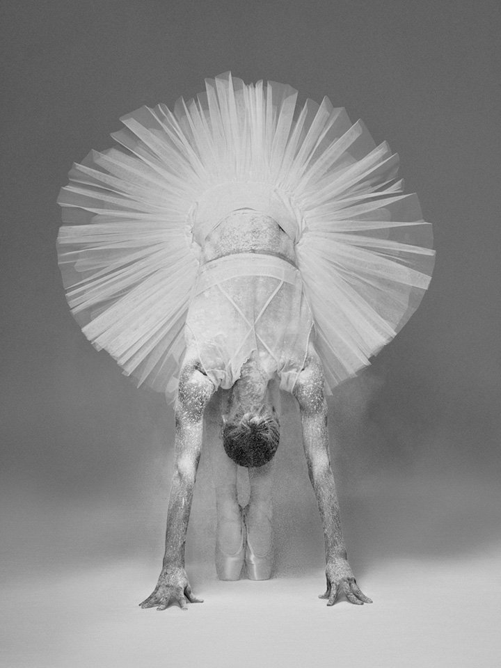 Giulia Brinkman《Myself》杂志时尚写真 化身舞者展现芭蕾之美