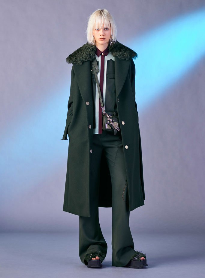 Versace范思哲最新品牌广告  Versace 2025早秋女装系列