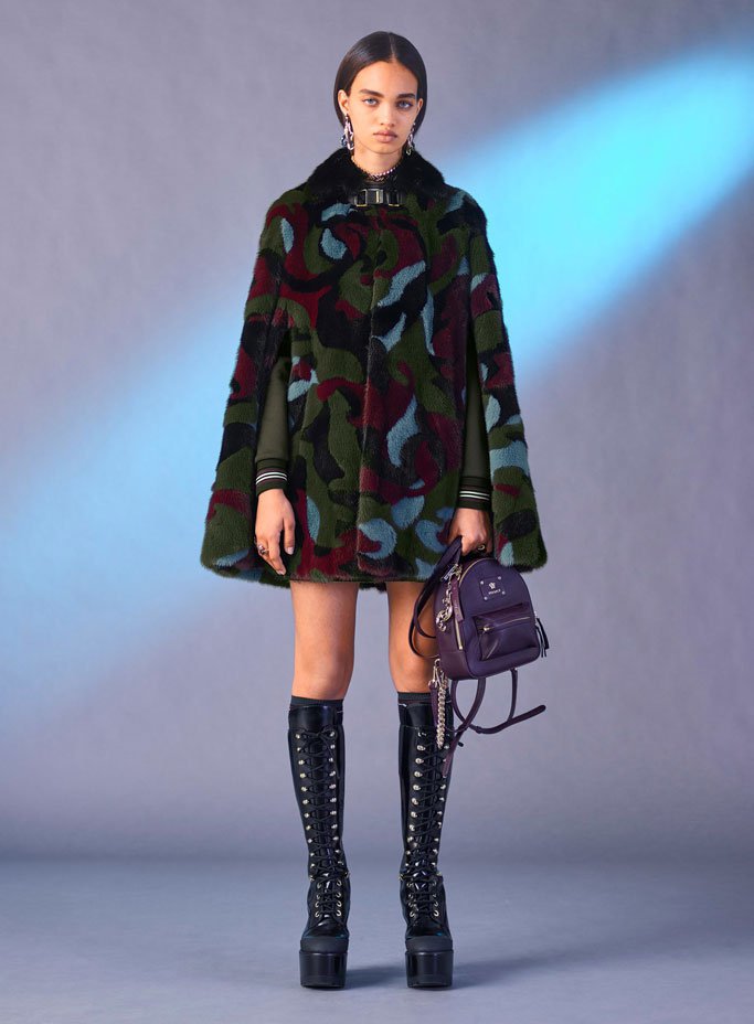 Versace范思哲最新品牌广告  Versace 2025早秋女装系列