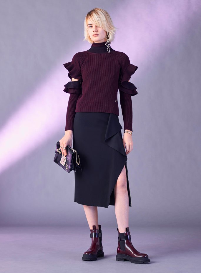 Versace范思哲最新品牌广告  Versace 2025早秋女装系列