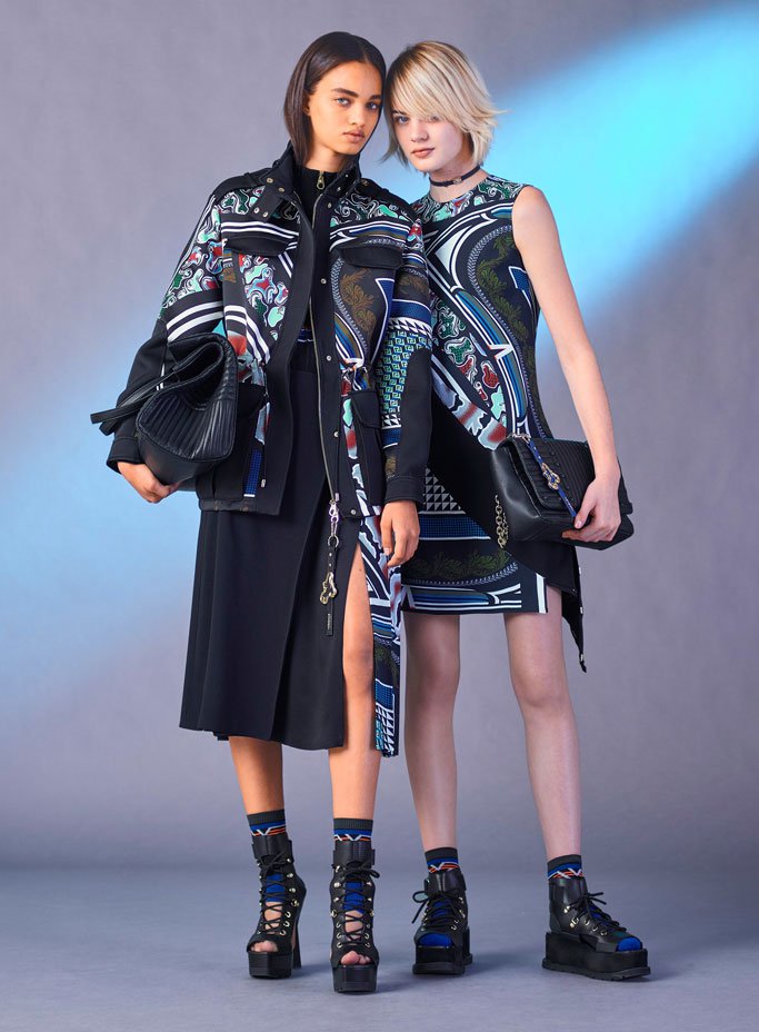 Versace范思哲最新品牌广告  Versace 2025早秋女装系列