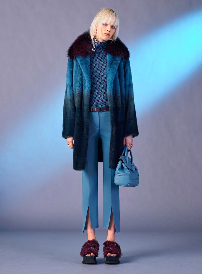 Versace范思哲最新品牌广告  Versace 2025早秋女装系列