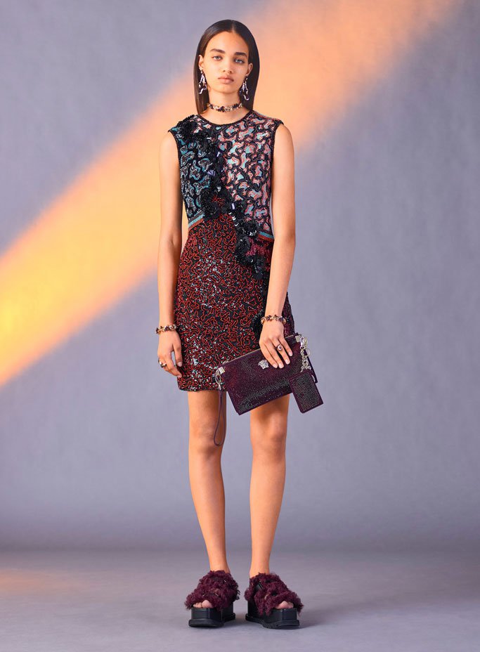 Versace范思哲最新品牌广告  Versace 2025早秋女装系列