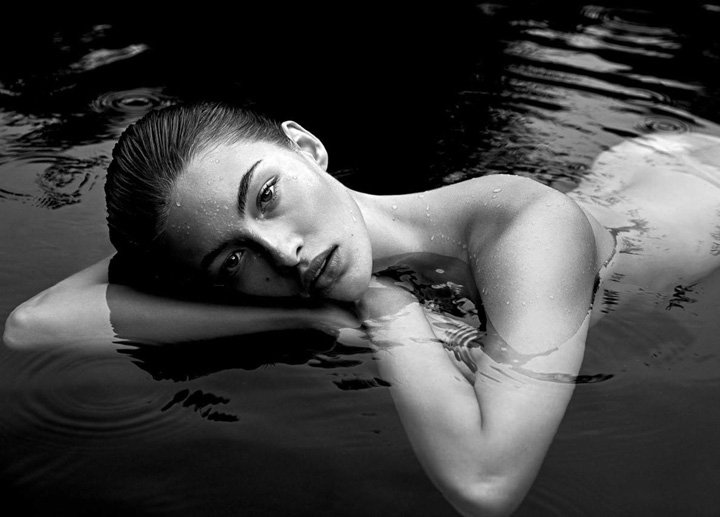 维秘天使超模Grace Elizabeth 演绎Vogue时尚杂志摄影大片